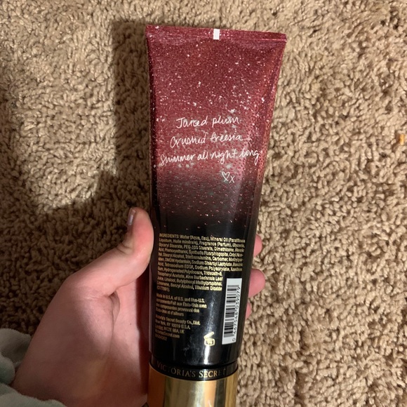 Pink lotion - Picture 1 of 3